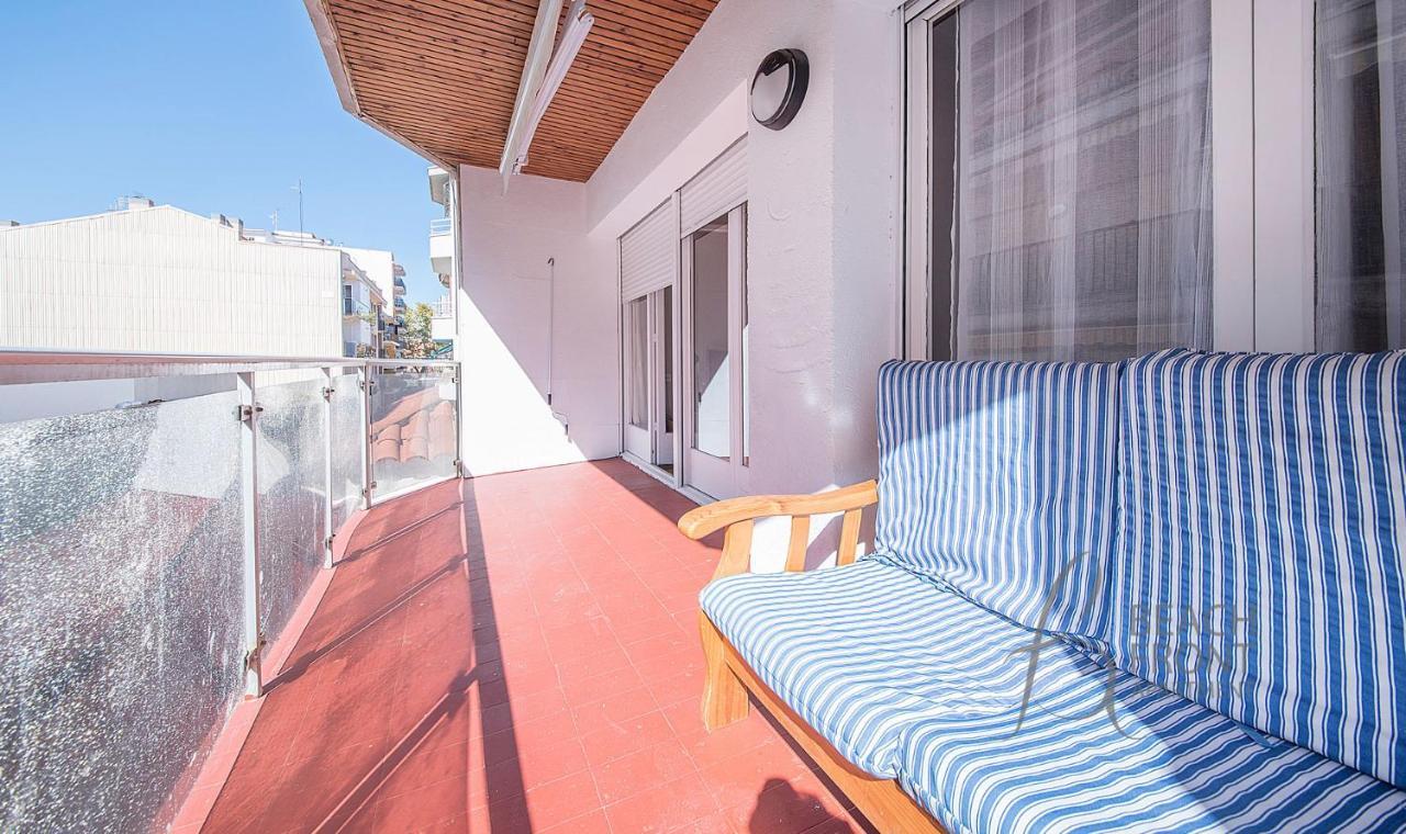 Apartamento Montserrat 32-2 كالافيل المظهر الخارجي الصورة